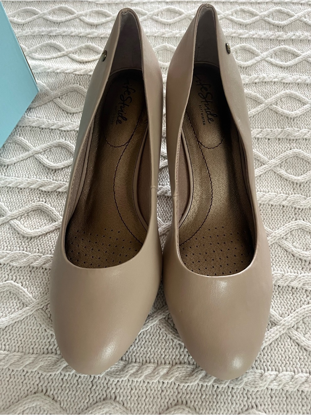 New! Life Stride  “Arigi Taupe” Pump - Women's Size 9.5 W